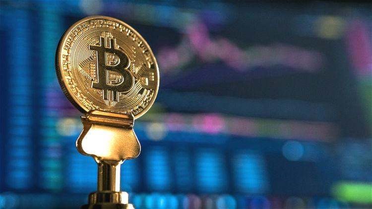 数十亿美元持仓：比特币（BTC）巨鲸14年后苏醒，这是否预示市场将迎来新一轮波动？